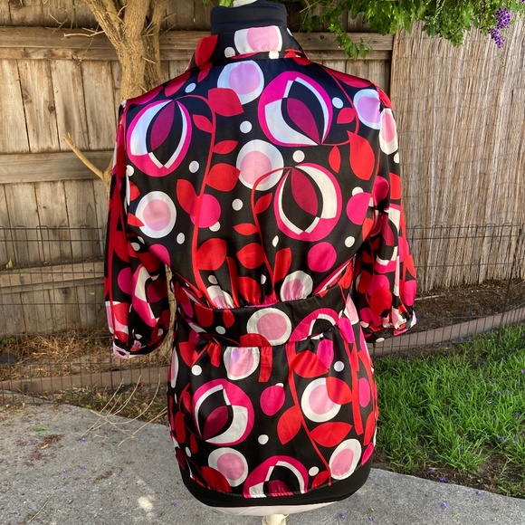 Retro Style Satin Vibrant Red Blouse - Picture 3 of 6